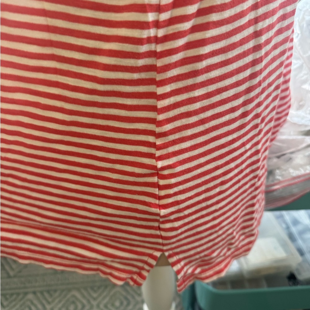 OLD NAVY Coral Red Striped Sleeveless Top L Cotton Tank Top Preppy Summer VGUC - Picture 3 of 4